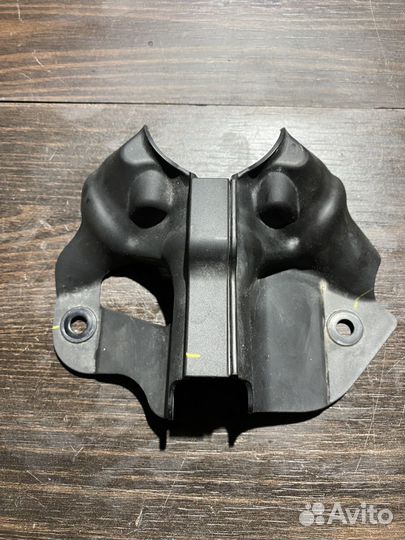 Пластик рулевой колонки для Yamaha MT-07 ABS 2015г