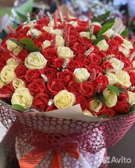 Букеты из мыльных роз