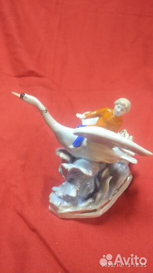 Статуэтка гуси лебеди
