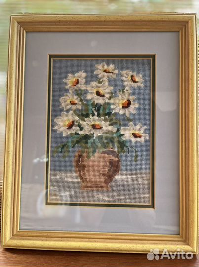 Картина панно вышивка крестом в багетной раме