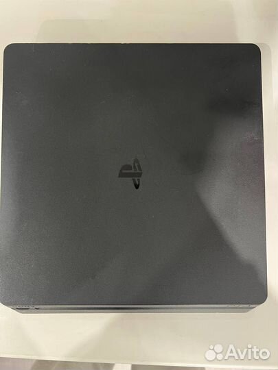 Игровая приставка ps4