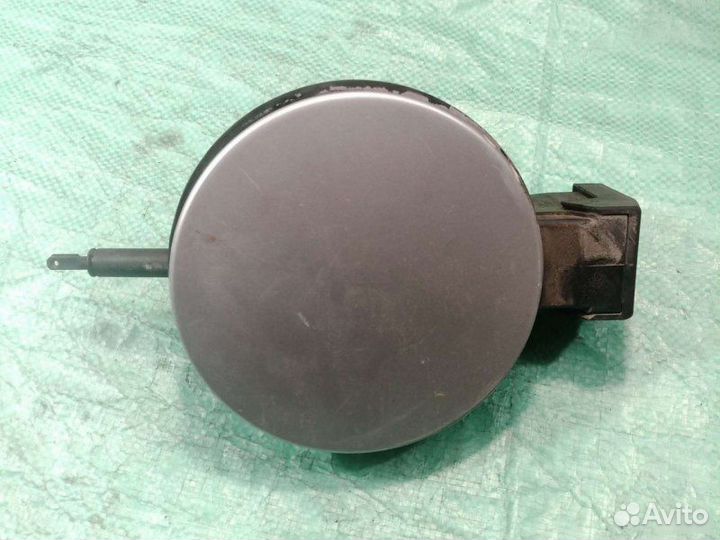 Лючок бензобака Ford Mondeo 3 2003