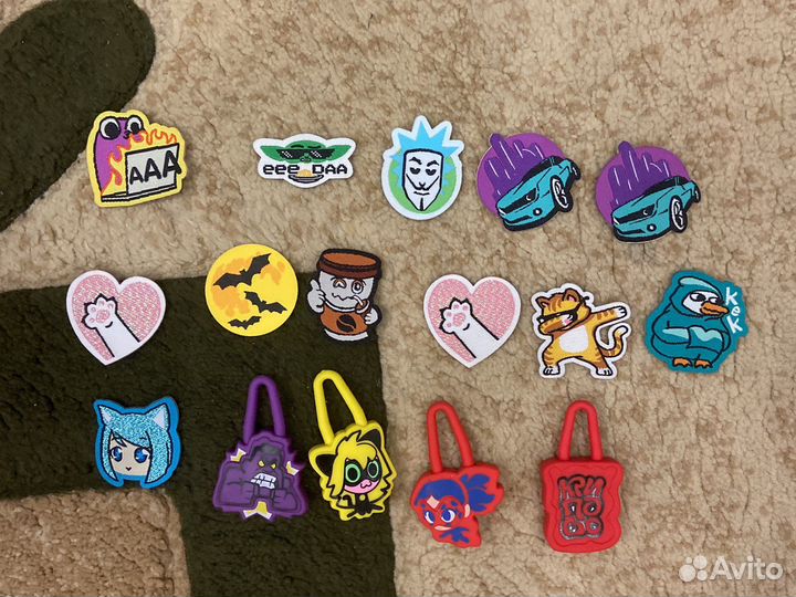 Тикеры токеры и стикерсы