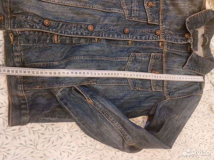 Джинсовая куртка mango