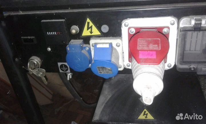 Дезельный генератор новый