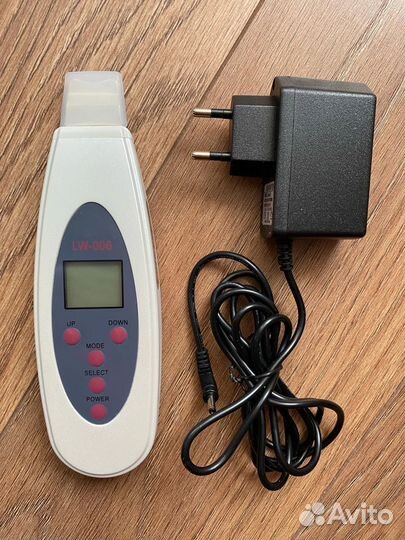 Ультразвуковой аппарат для чистки лица