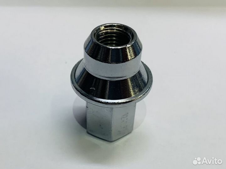 Гайка колесная Dodge Caravan Voyager