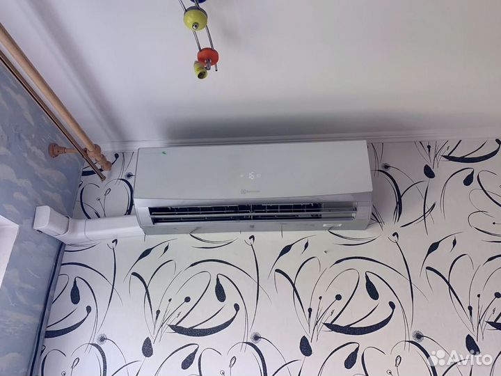 Настенная сплит система 09