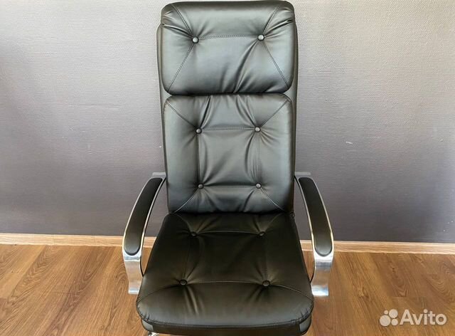 Офисное кресло. Гарантия 1 год