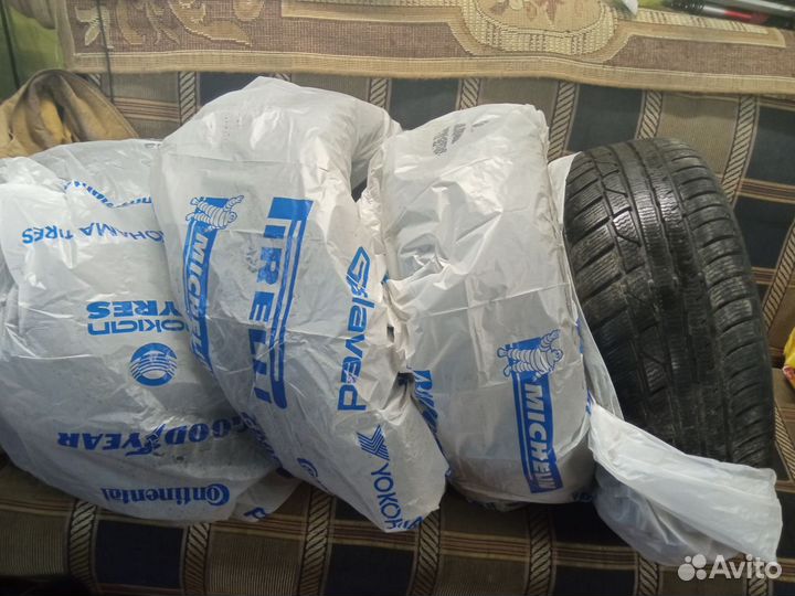 LingLong Green-Max Winter UHP 215/55 R17