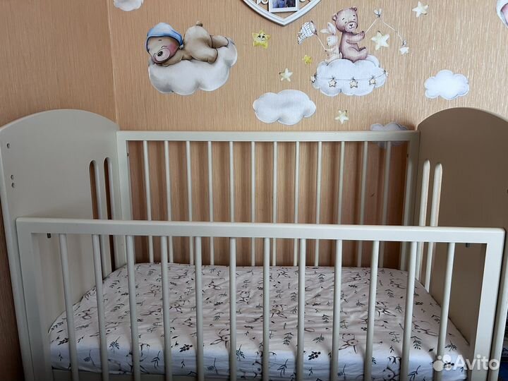 Кроватка детская