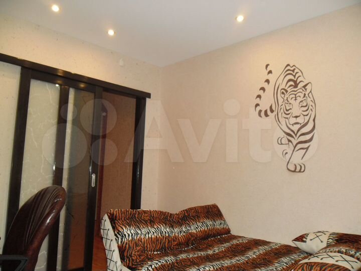 4-к. квартира, 77 м², 4/9 эт.