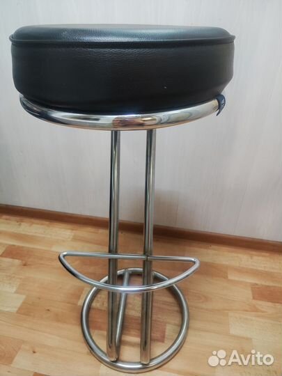 Барный стул