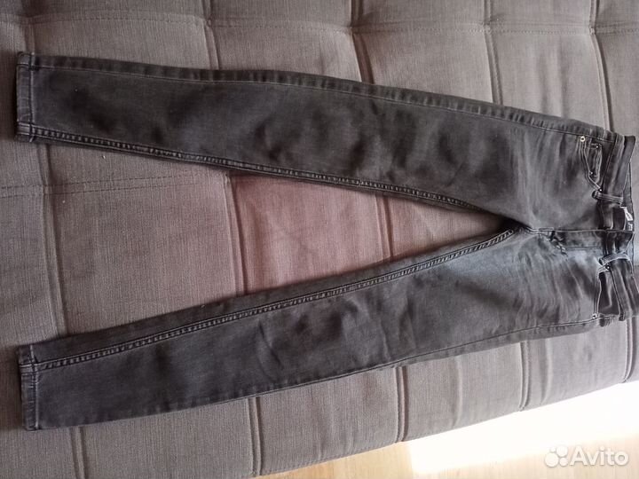 Джинсы stradivarius 32 (xxs)