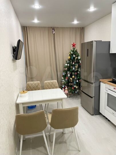 2-к. квартира, 64 м², 9/10 эт.