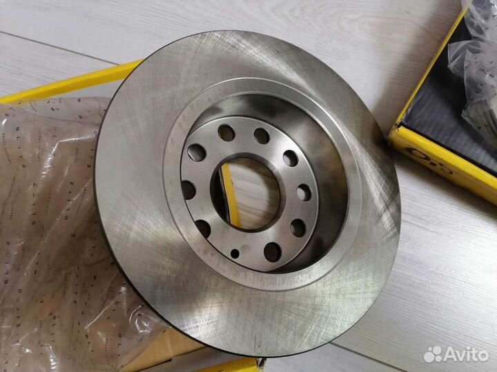 Тормозные диски задние Ауди.Шкода.Фольксваген.Сеат