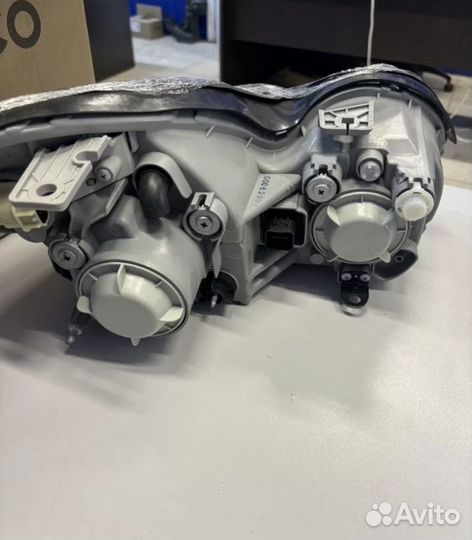 Фара левая Hyundai Sonata