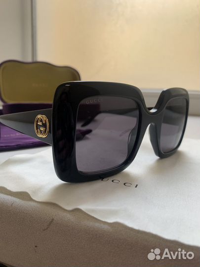Солнечные очки gucci