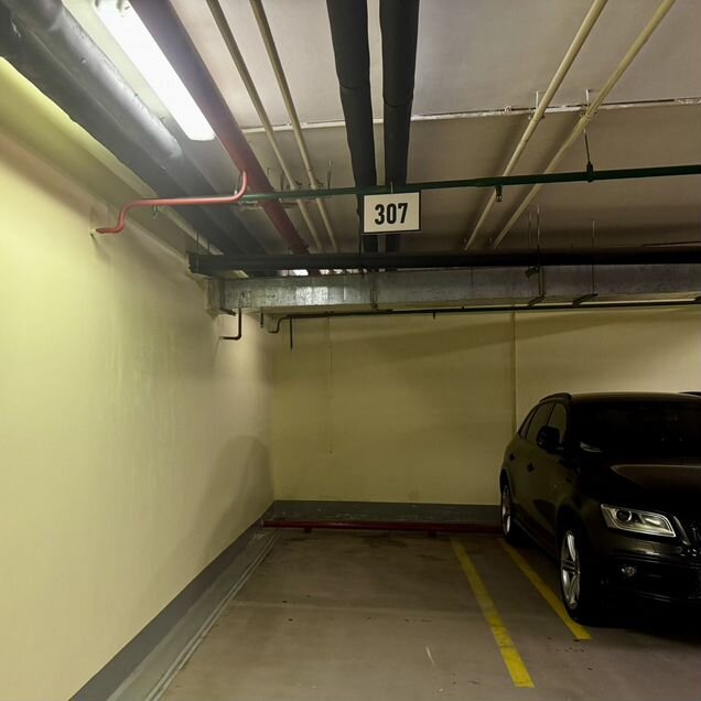 Машиноместо, 13 м²