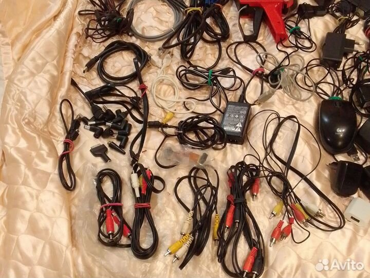 Провода,зарядки,адаптер
