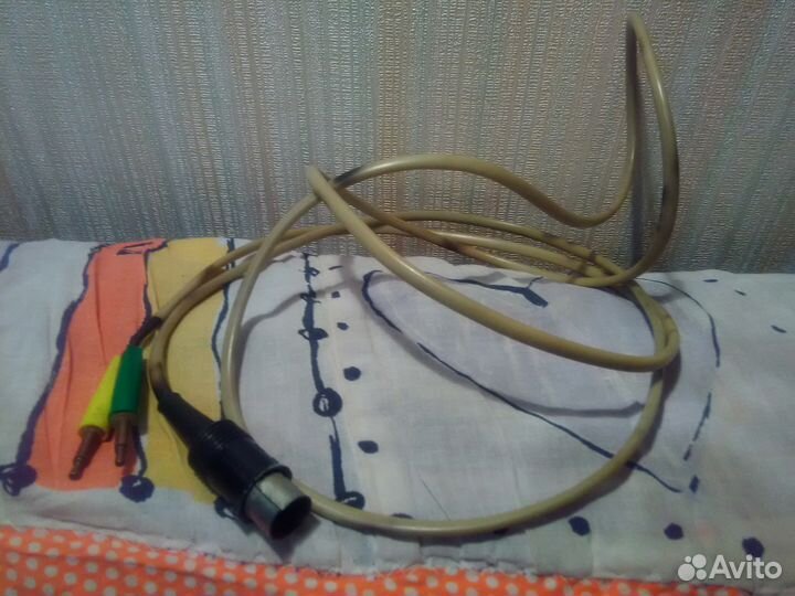 Всякие провода, переходники и детали