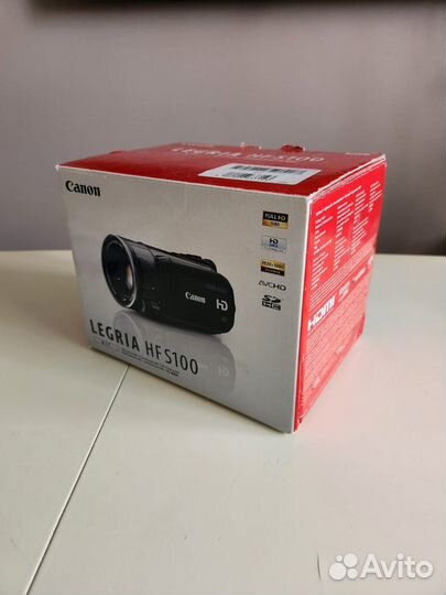 Видеокамера Canon Legria HF S100