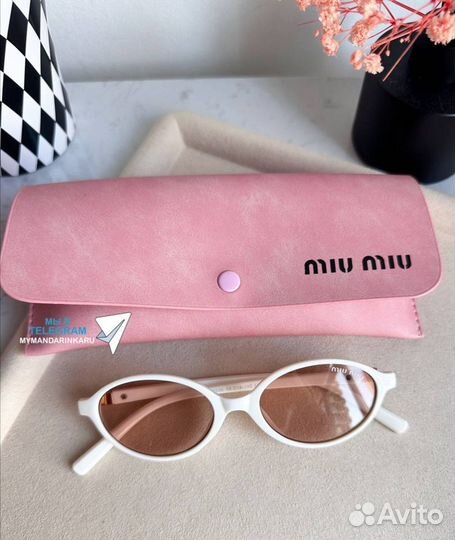 Очки Miu Miu regard