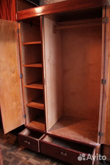 Шифоньер СССР ретро, массив дерева