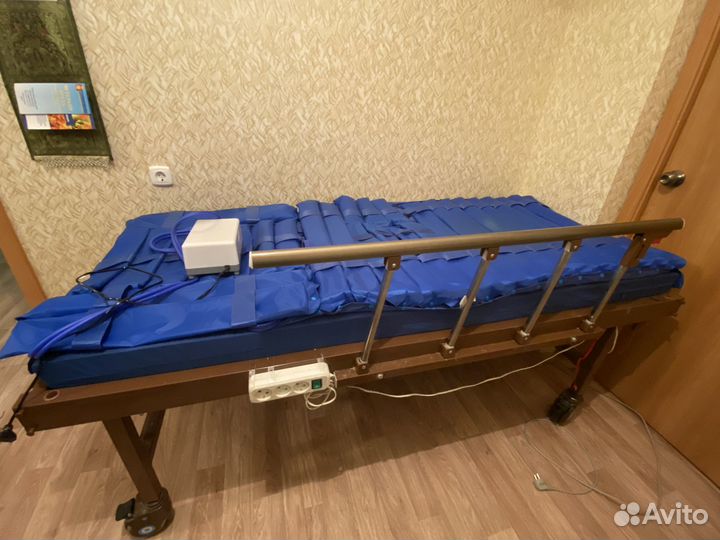 Медицинская кровать для лежачих больных бу