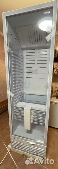 Холодильная витрина