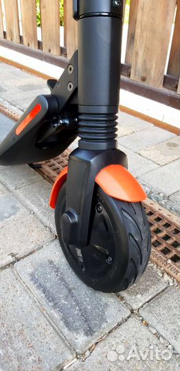 Электросамокат ninebot es1