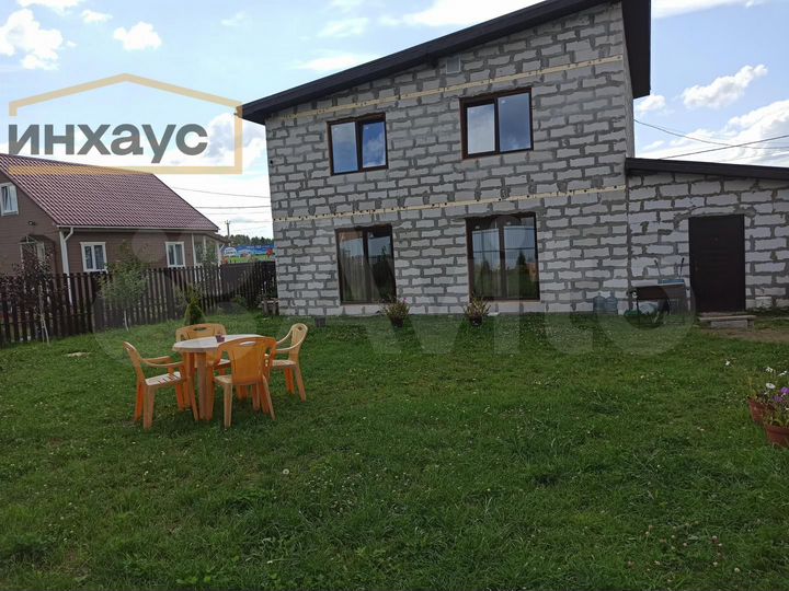 Коттедж 160 м² на участке 6,5 сот.