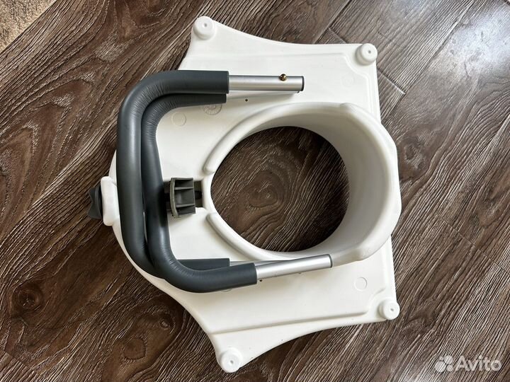 Накладка на унитаз для инвалидов