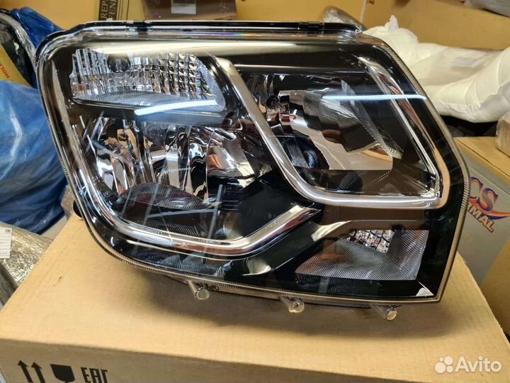 Фара RH Duster рестайлинг 2015