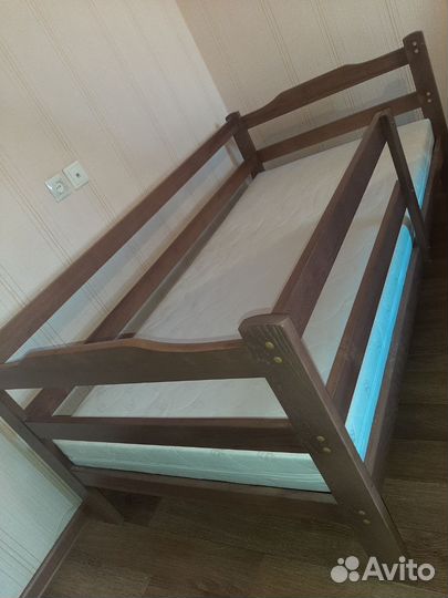 Детская кровать бу с бортиками