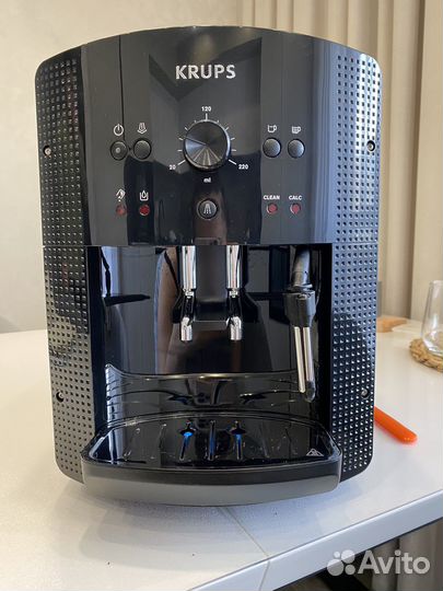 Кофемашина krups Essential EA810870