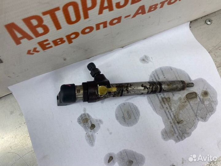 Форсунка дизельная электрическая Renault Megane 3