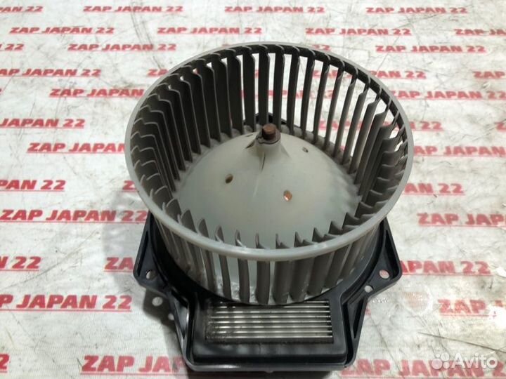 Мотор печки Mitsubishi Airtrek CU5W 4G69 2004