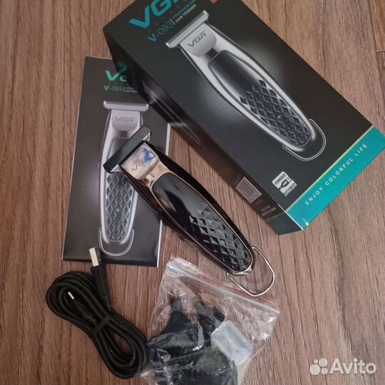 Триммер для бороды и усов