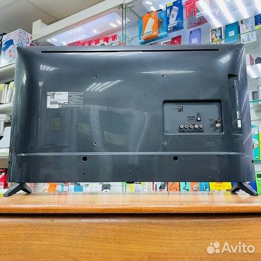 Телевизор LG 32LM550bplb
