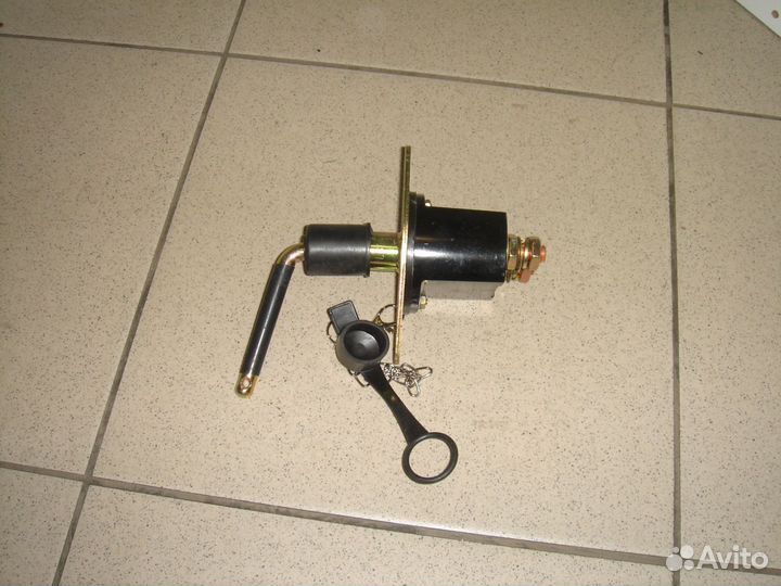 Выключатель массы