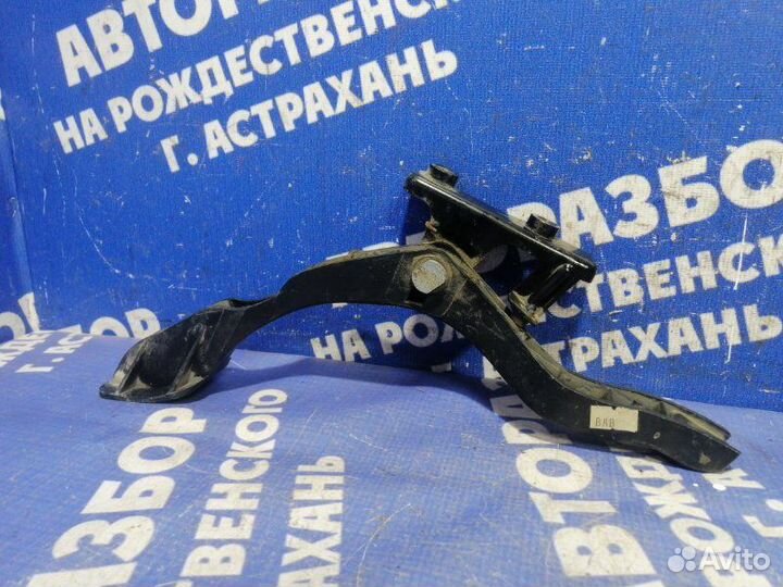 Педаль газа Hyundai Accent седан 2005