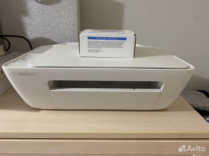 Цветной струйный принтер hp deskjat 2320