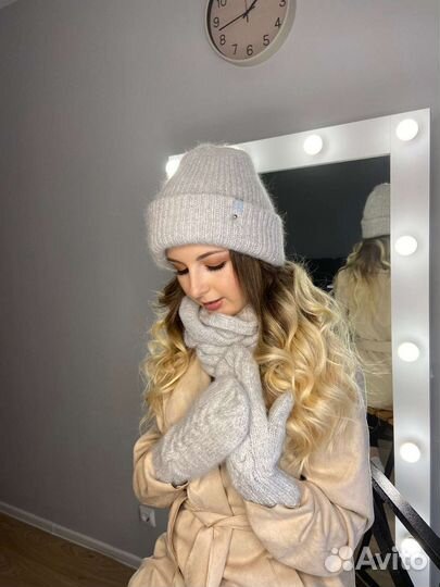 Шапка и снуд, варежки из пуха норки