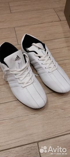 Adidas мужские кроссовки