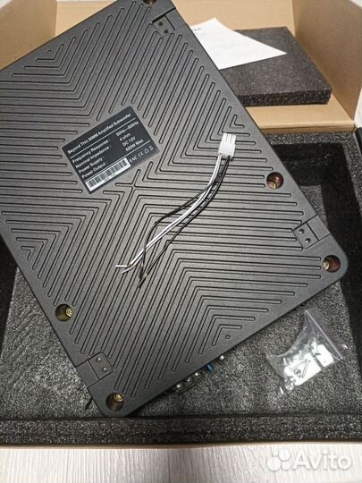 Активный сабвуфер