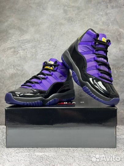 Кроссовки Nike Air Jordan 11