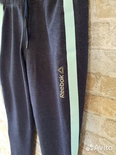 Спортивный костюм Reebok