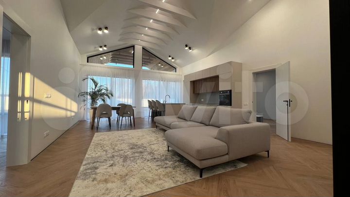 Дом 127 м² на участке 8,4 сот.