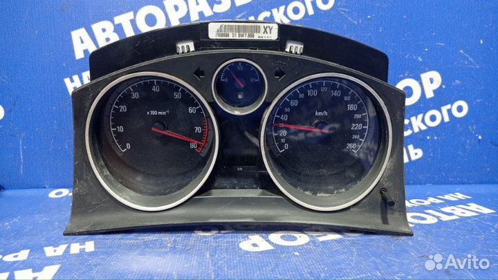 Панель приборов Opel Astra H универсал Z16XER 2011